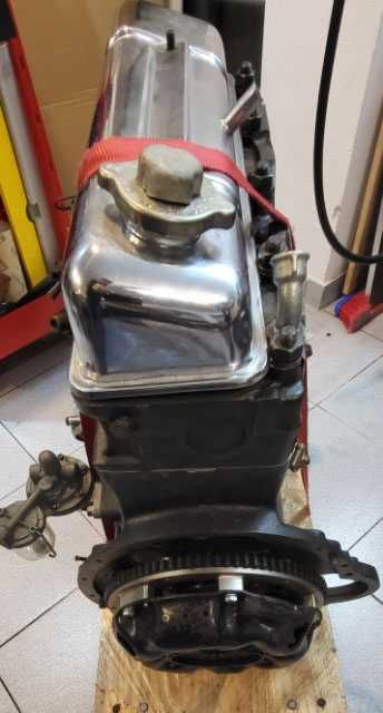 Motor restaurado Triumph TR4A