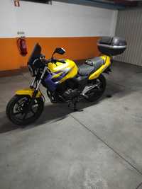 Honda CB 500 impecável, de garagem