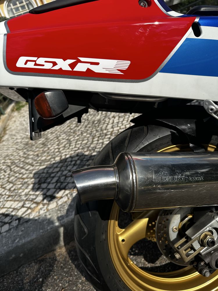 Suzuki GSXR R400 (GK76A) - 1991