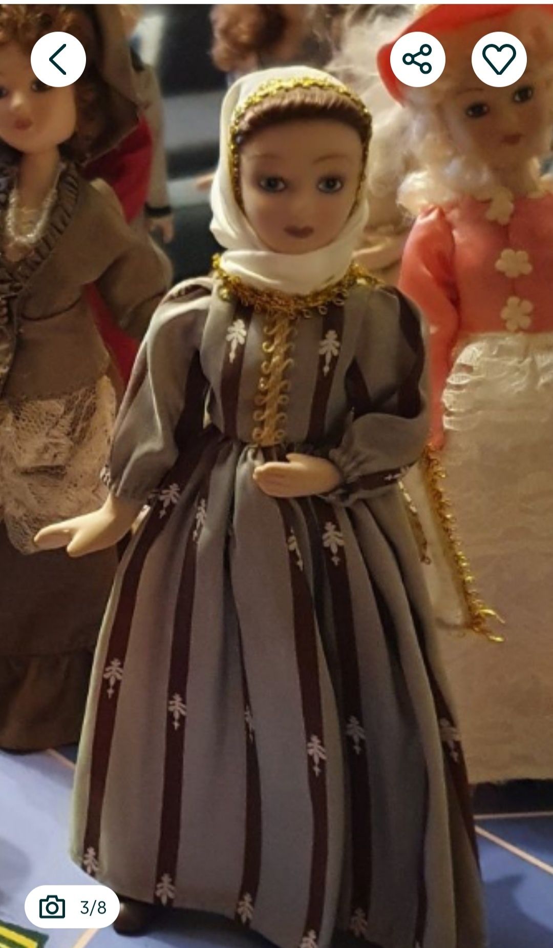 Laleczka figurka w stroju