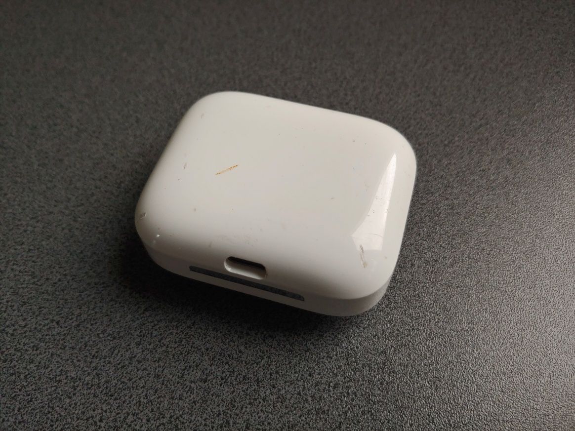 Зарядный кейс Oneplus Buds Pro