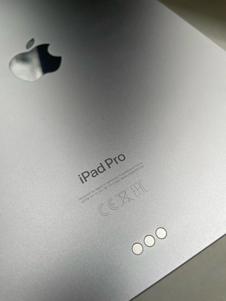 iPad Pro 11" 4 gen 256GB + Pen 2 + klawiatura + 2x etui