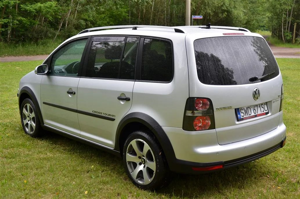 Volkswagen Touran Touran Cross 1.9 Tdi Bezwypadkowy 7 osobowy