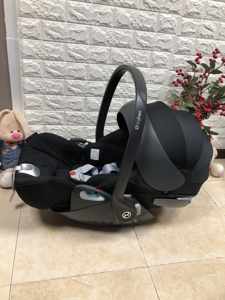 Автокрісло Cybex Cloud Z2+ i-Size Група 0+ (0-13 кг) сайбекс