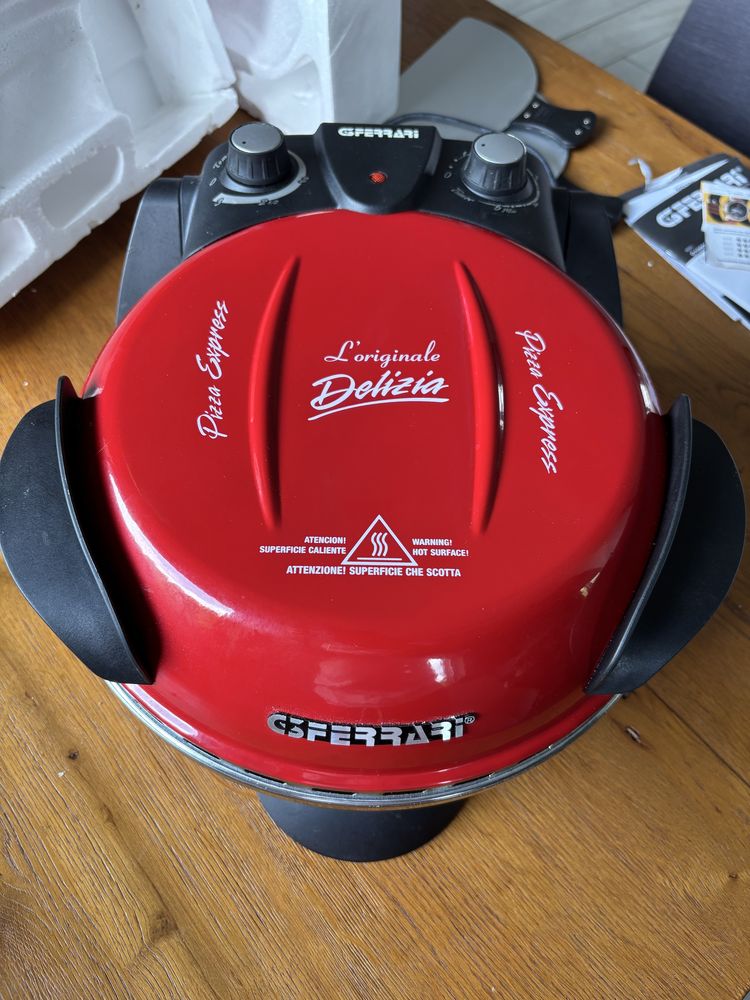 Piec do pizzy marki G3Ferrari, G10006 RED