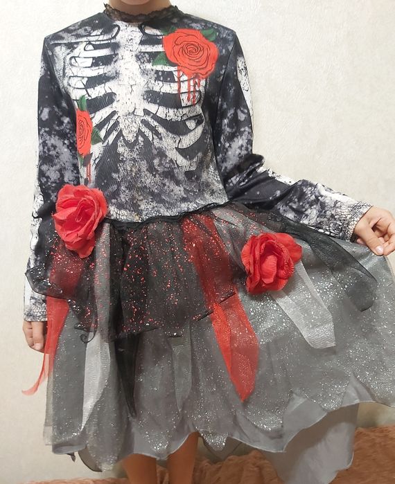 Платье на хеловин на 9-10лет.