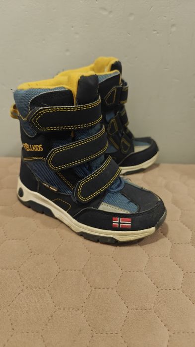 R. 26 buty zimowe Trollkids