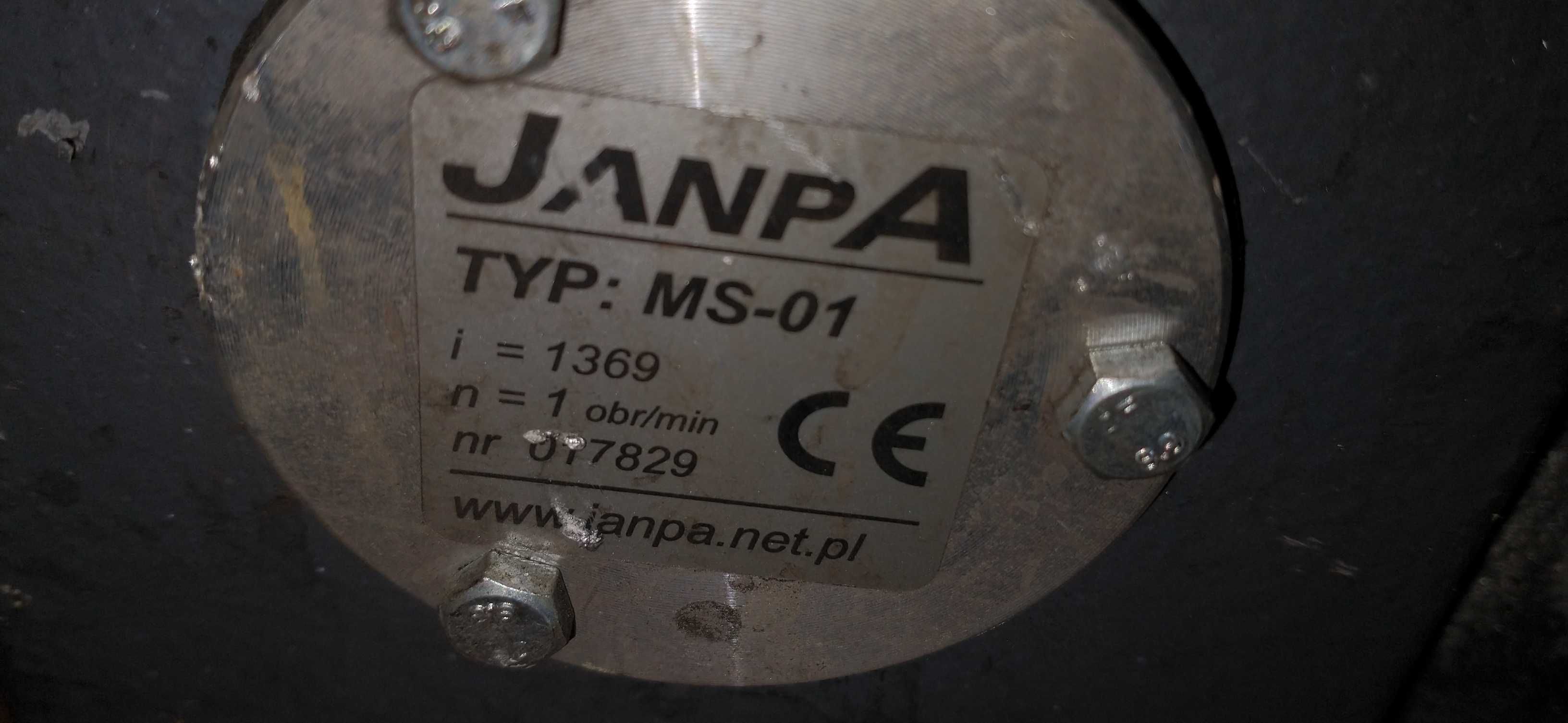 Motoreduktor przekładnia 1obr/min besel