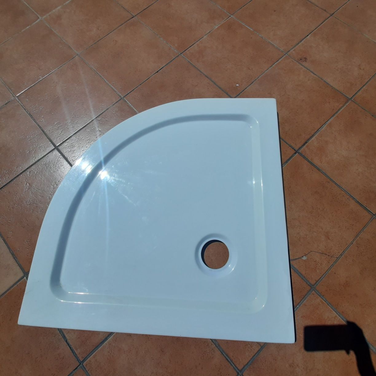 Brodzik 80×80×5 cm półokrągły biały Leroy Merlin
