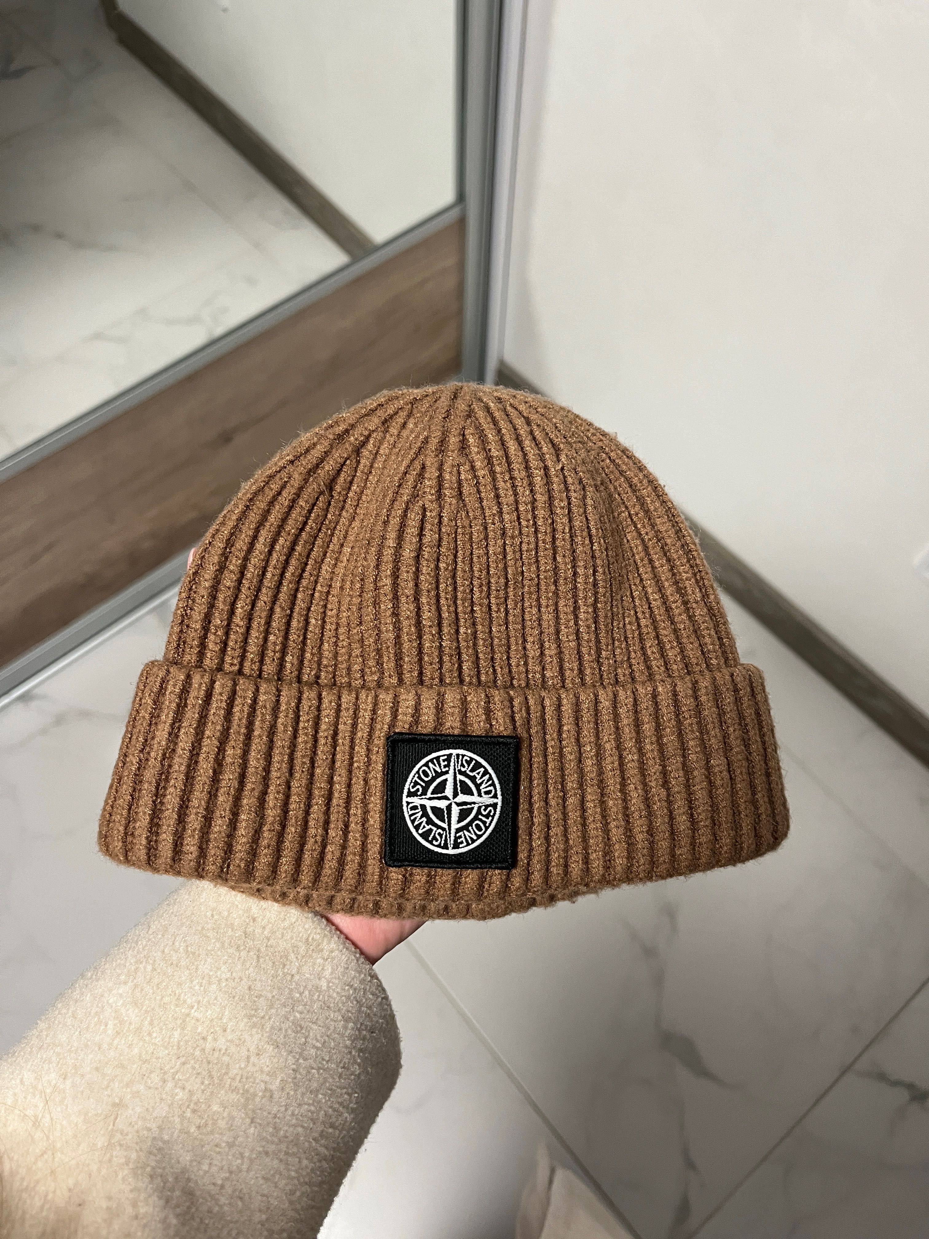 Шапка  Stone Island