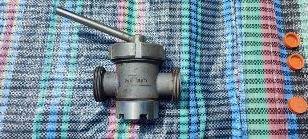 Кран молочний Pn4 Дn32