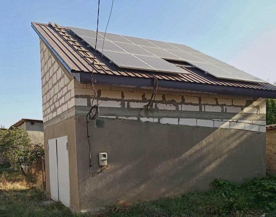 Продам гараж з сонячними панелями м.Березівка (Одес.обл.Березів. р-н)