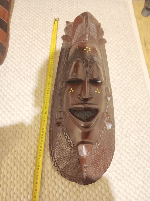 Duża afrykańska maska