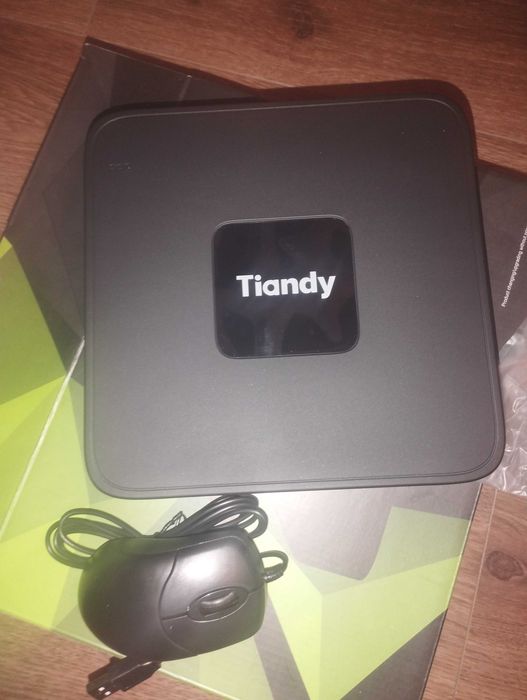 Tiandy Rejestrator Ip Tc-R3108 Spec:I/B/P8/C/Eu/L/S