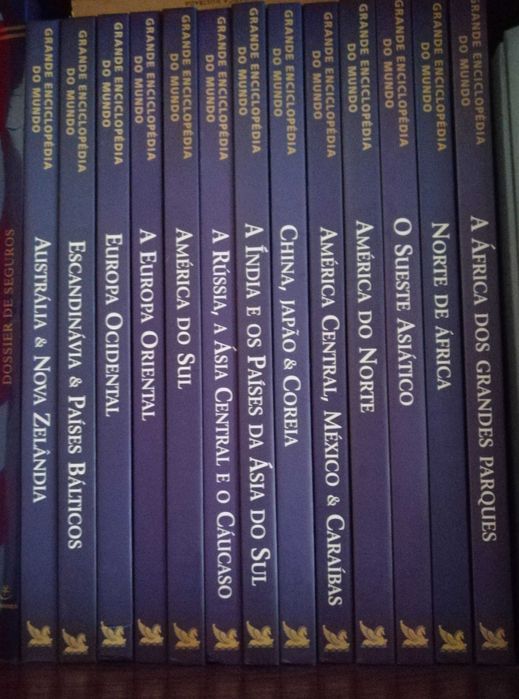 13 Volumes - Grande Enciclopédia do Mundo