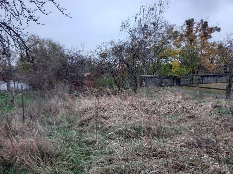 Продам 1/2 частину будинку зі ставком в Лісовій Бучі