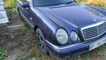 Mercedes-Benz E-Class1999