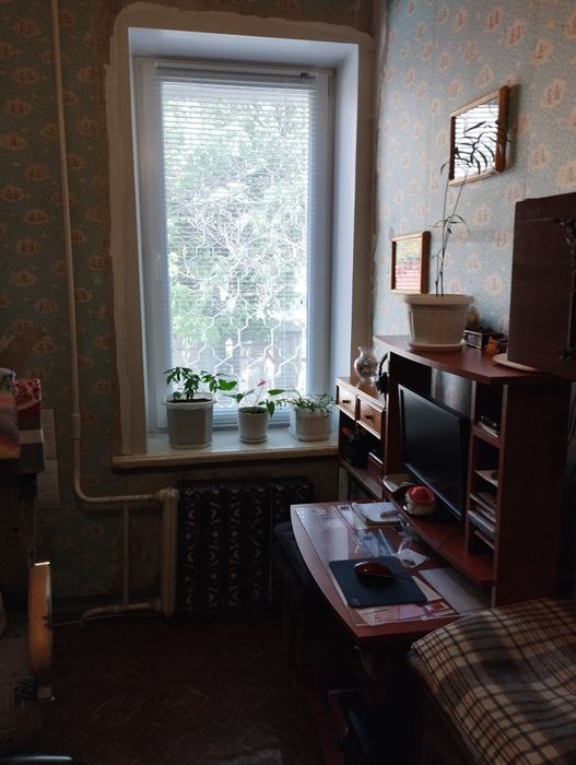 Продам затишну квартиру в центрі