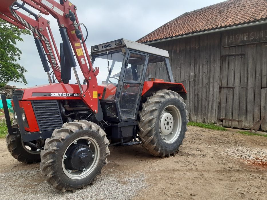 Zetor 8045 z ładowaczem