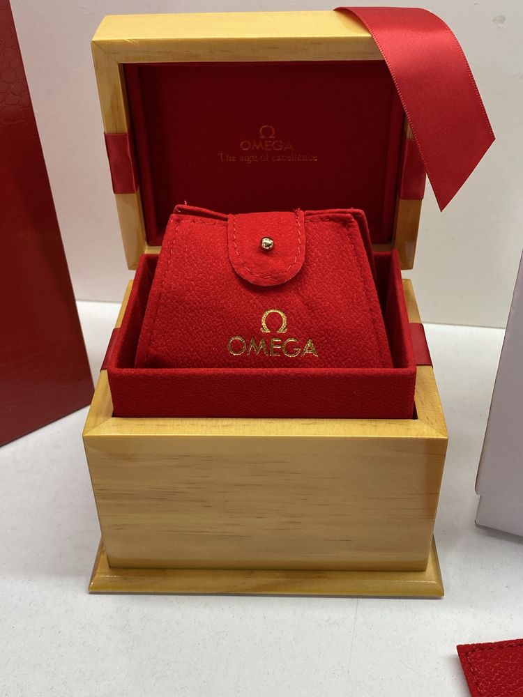 Caixa de Relogio Omega