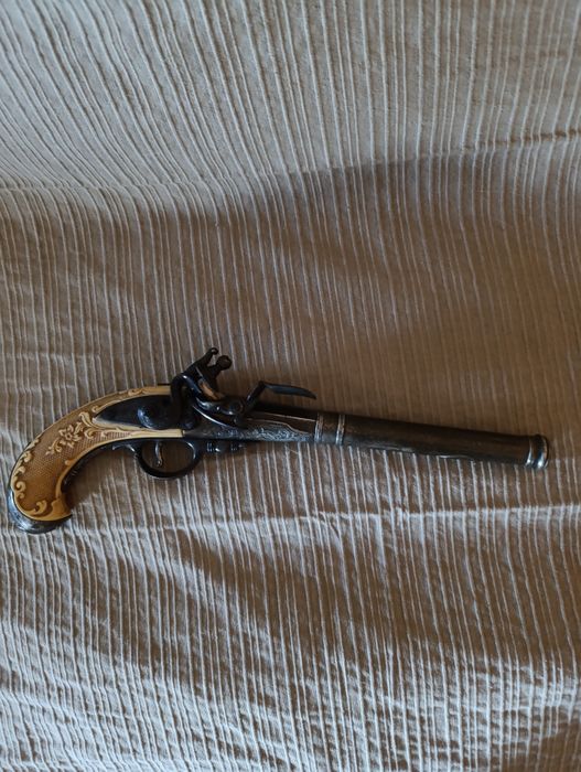 Réplica de Pistola antiga para colecionador