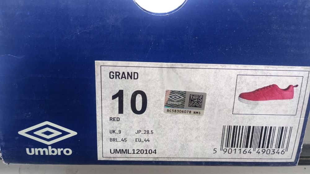 Buty sportowe Umbro 44 czerwone