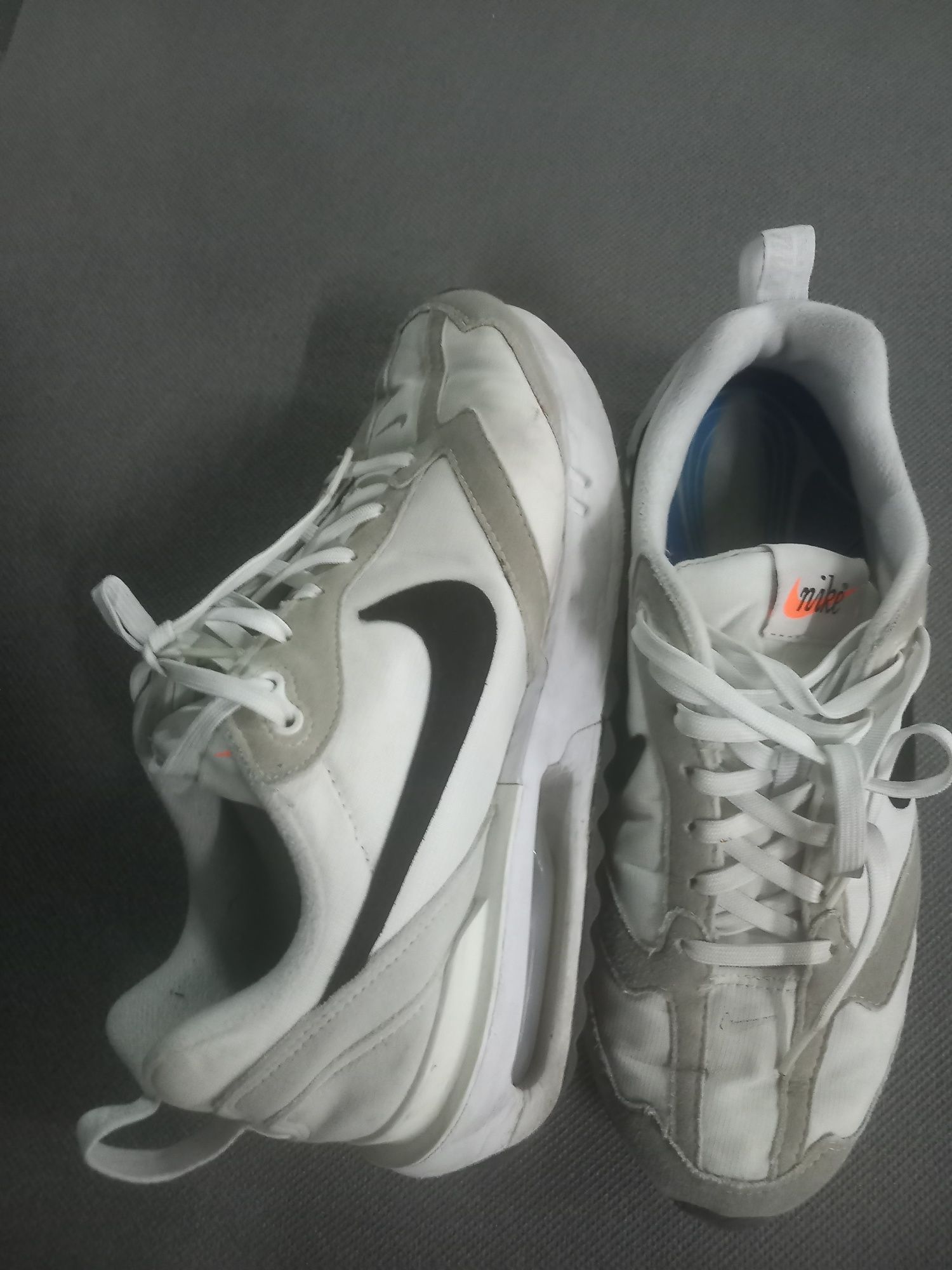 Ténis de senhora NIKE tamanho 39