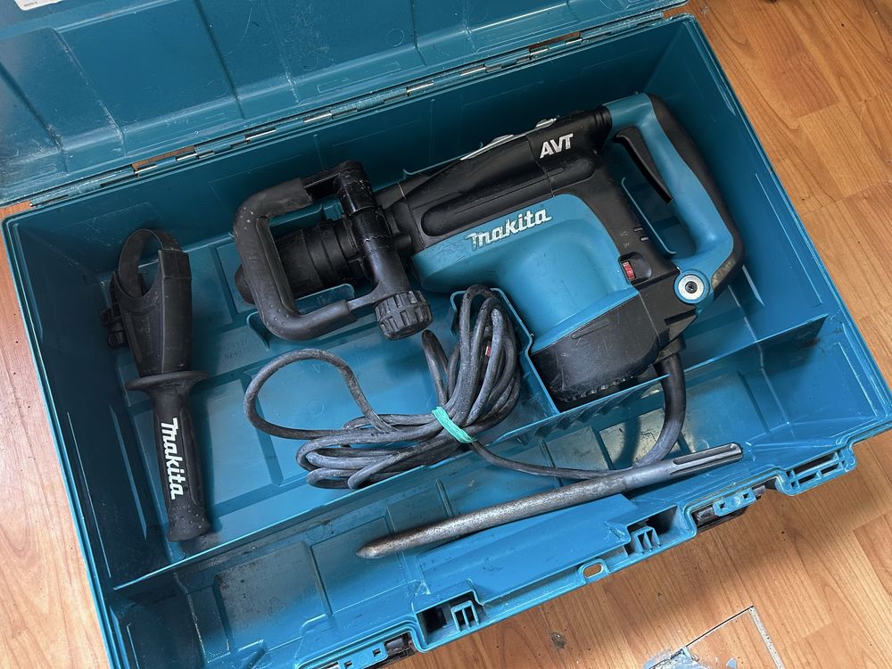 Młotowiertarka Makita HR4001c Zestaw Dłuto