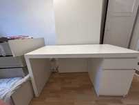 Białe biurko ikea malm