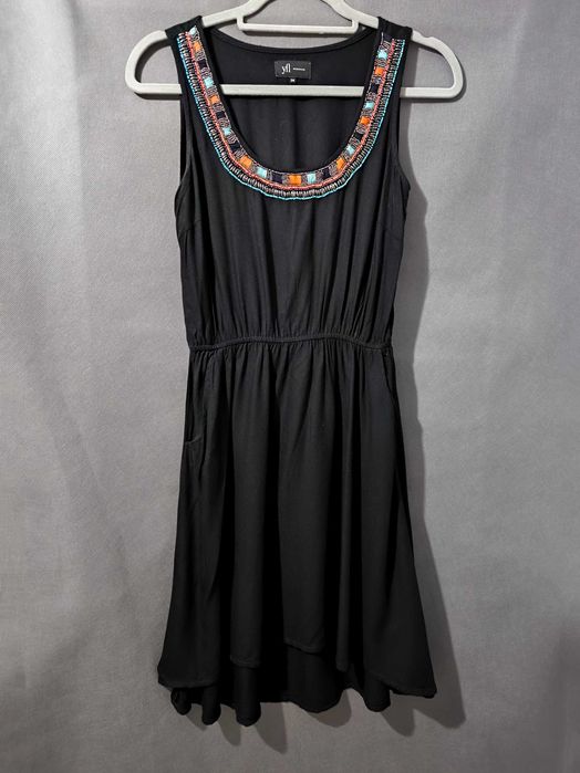 Sukienka letnia z wiskozy Reserved czarna sukienka bez rękawów XS / S