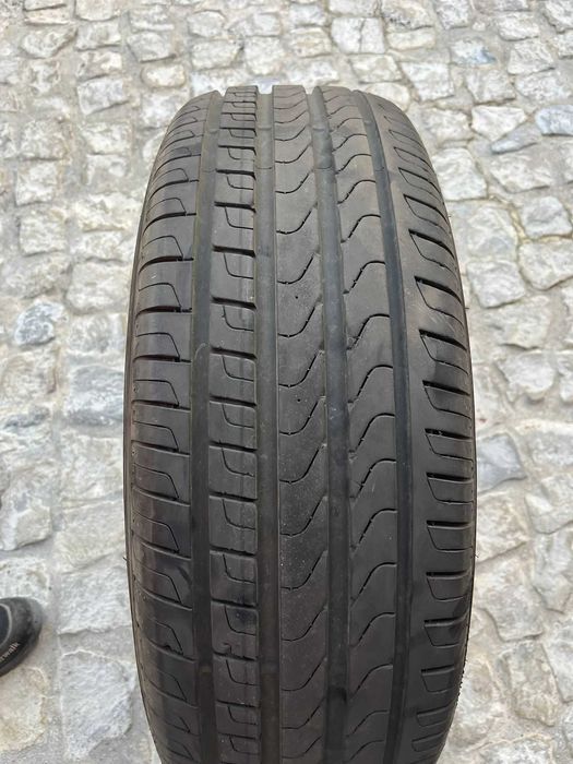 Vendo 2 pneus como novos 235/70/r16, marca pirelli