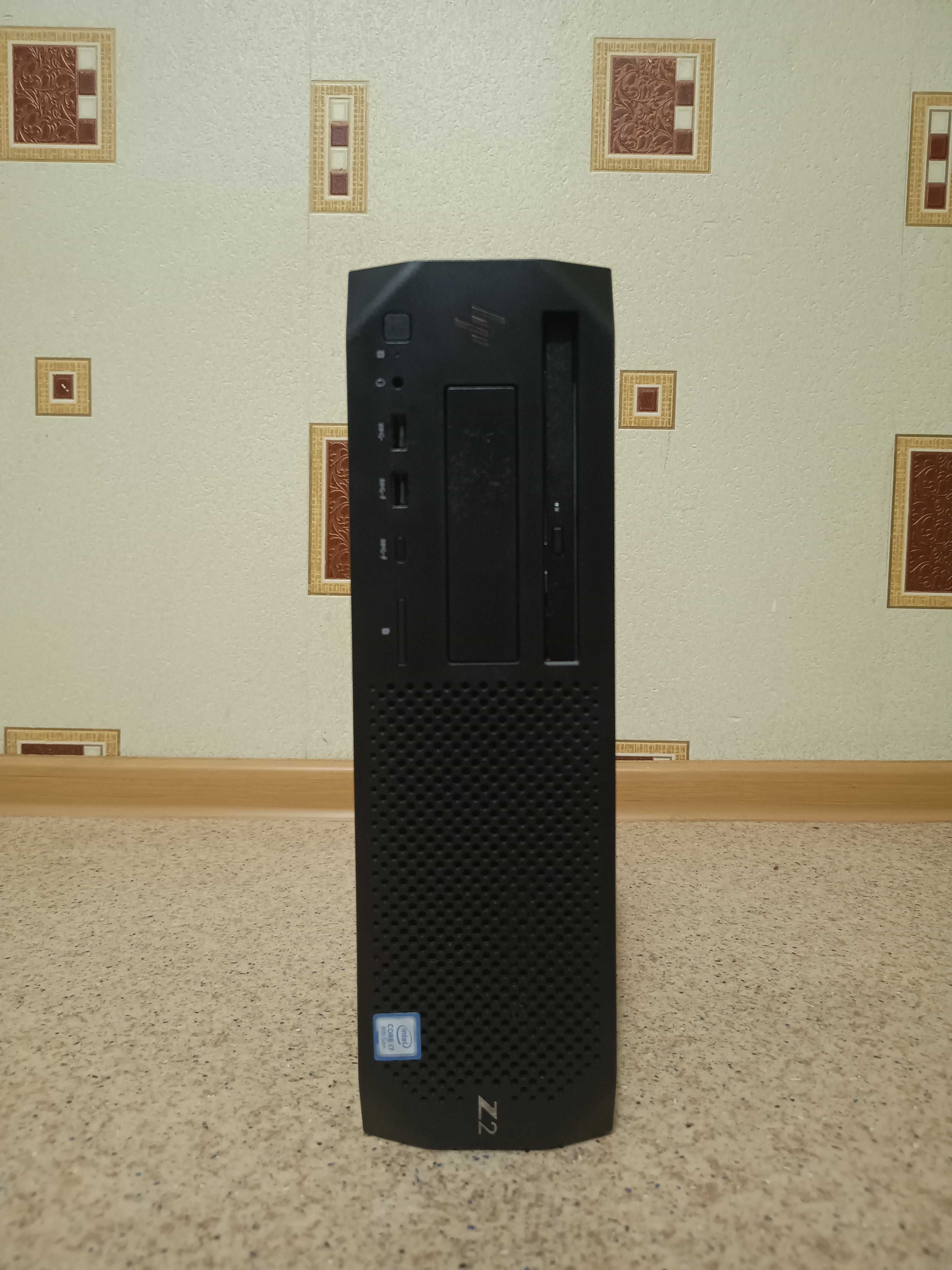 HP Z2 SFF G4 (i7-8700/16Gb/безSSD)