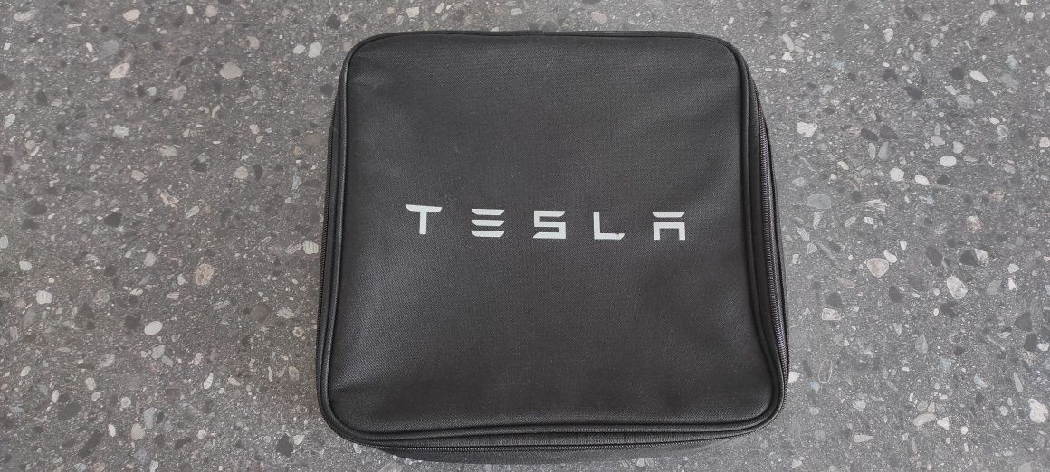 Оригінальна Сумка для Зарядки Tesla Mobile Connector