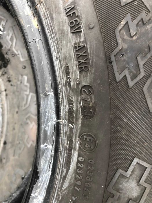 Шини CONTINENTAL 215/65 R16 CrossContact - зимова резина