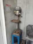 Máquina de furar de coluna