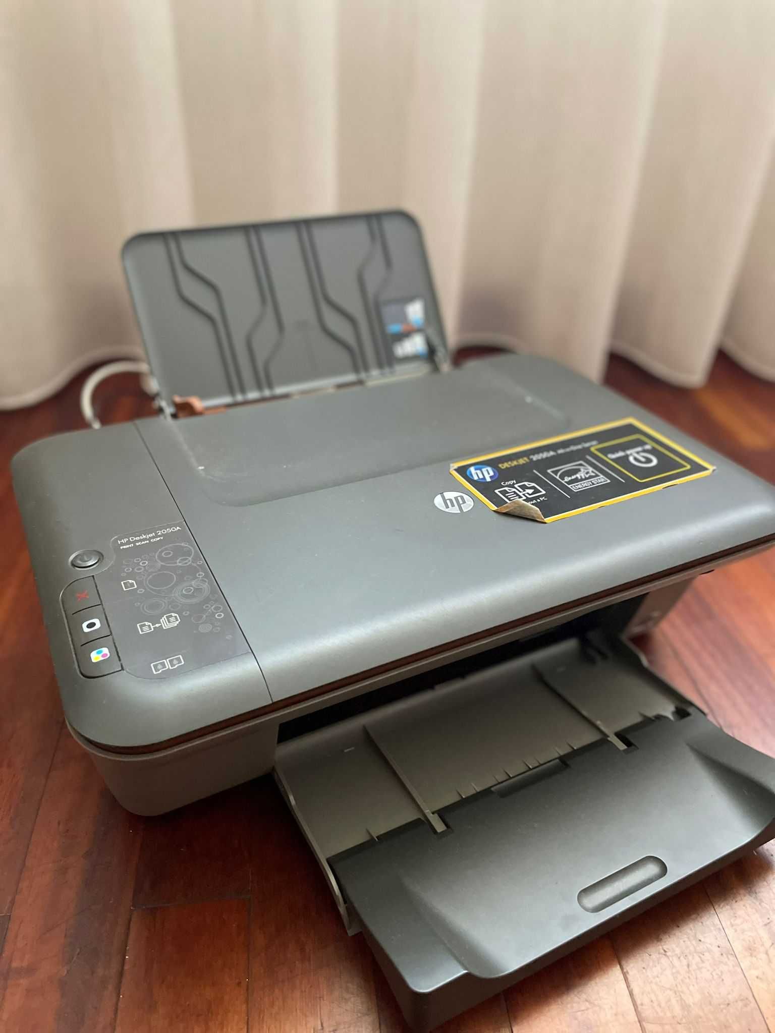 Impressora HP Deskjet 2050A