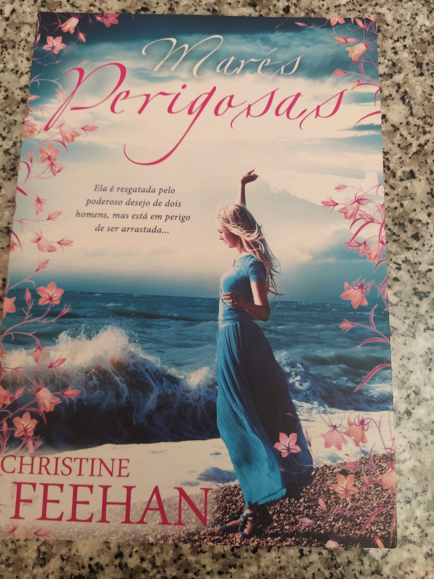 Livro de Christine Feehan Marés Perigosas