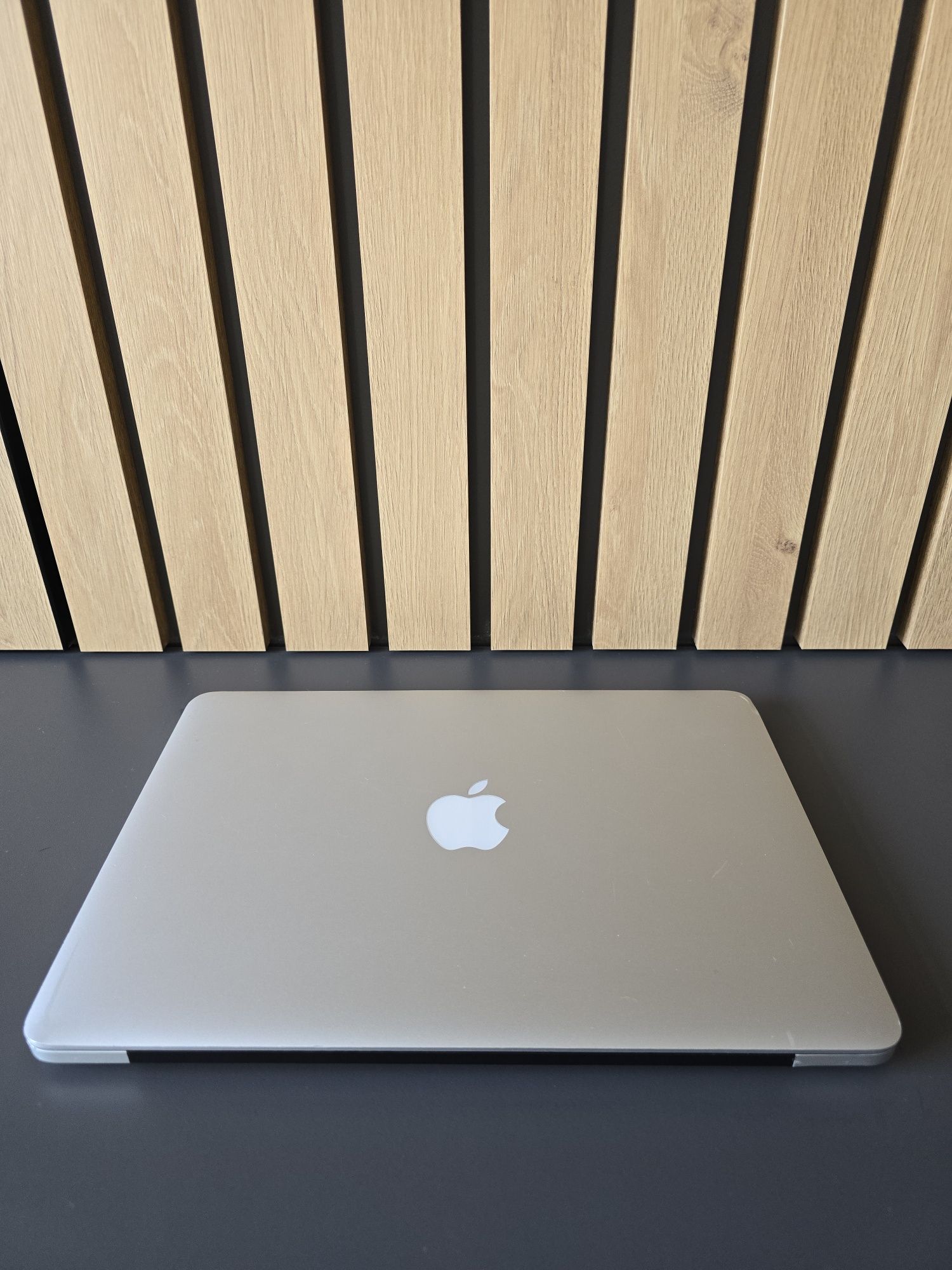 Продається Apple MacBook Pro 13