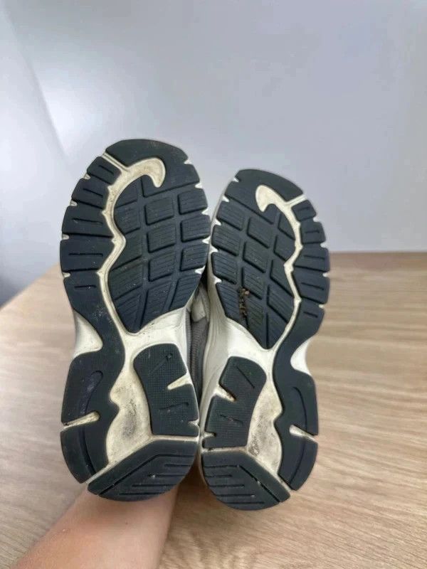 Buty sneakersy bezowe Gant r. 36
