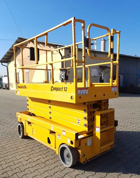 Podnośnik Haulotte Compact 12 nożycowy elektryczny 12m, 2019