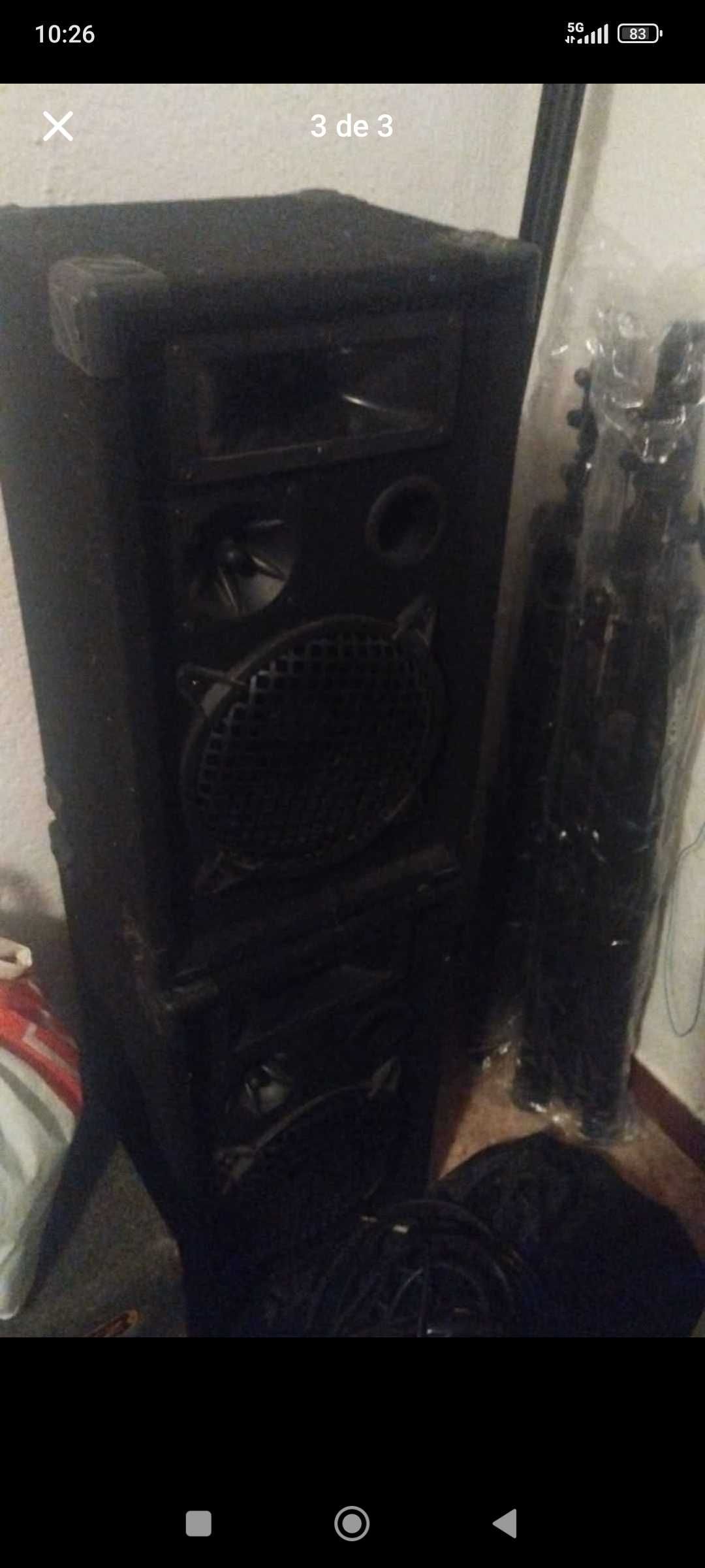 Mesa de som ideal para karaoke