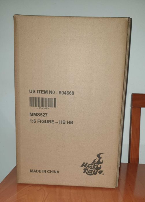 HOT TOYS Hellboy 1/6th Scale Collectible Figure