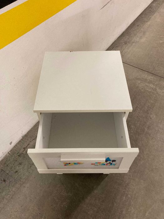 Movel Branco com gavetas quarto meninos
