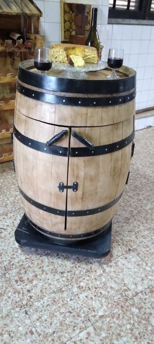 Bar em Barril carvalho