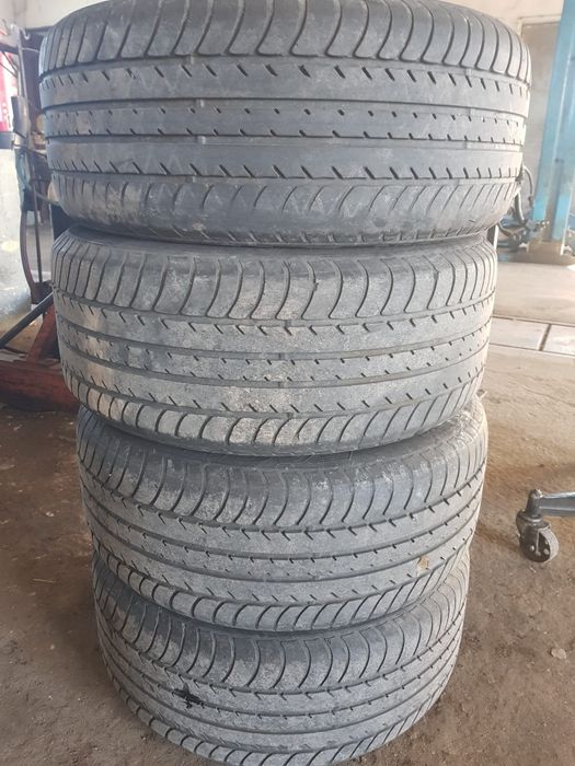 4 jantes BMW e36 furação 5x120 com pneus