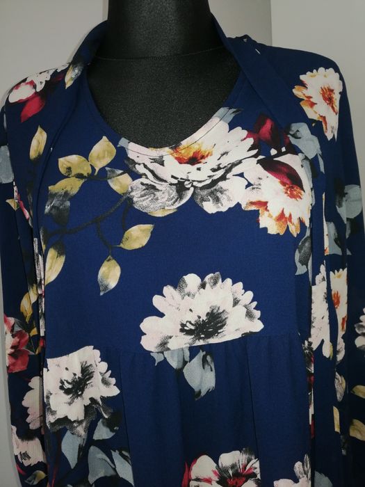 Ładna sukienka damska rozmiar 42