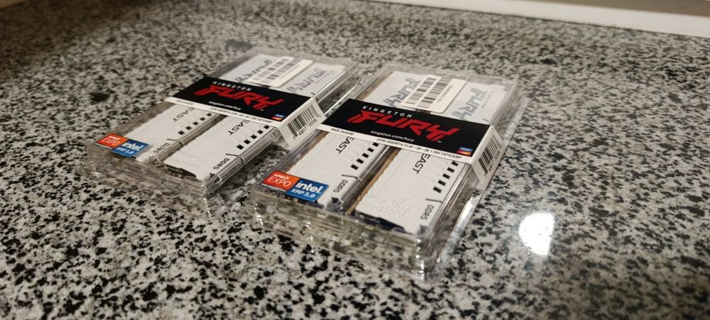 Нова оперативна пам'ять KINGSTON EXPO DDR5 6000MHz 4x32GB CL36