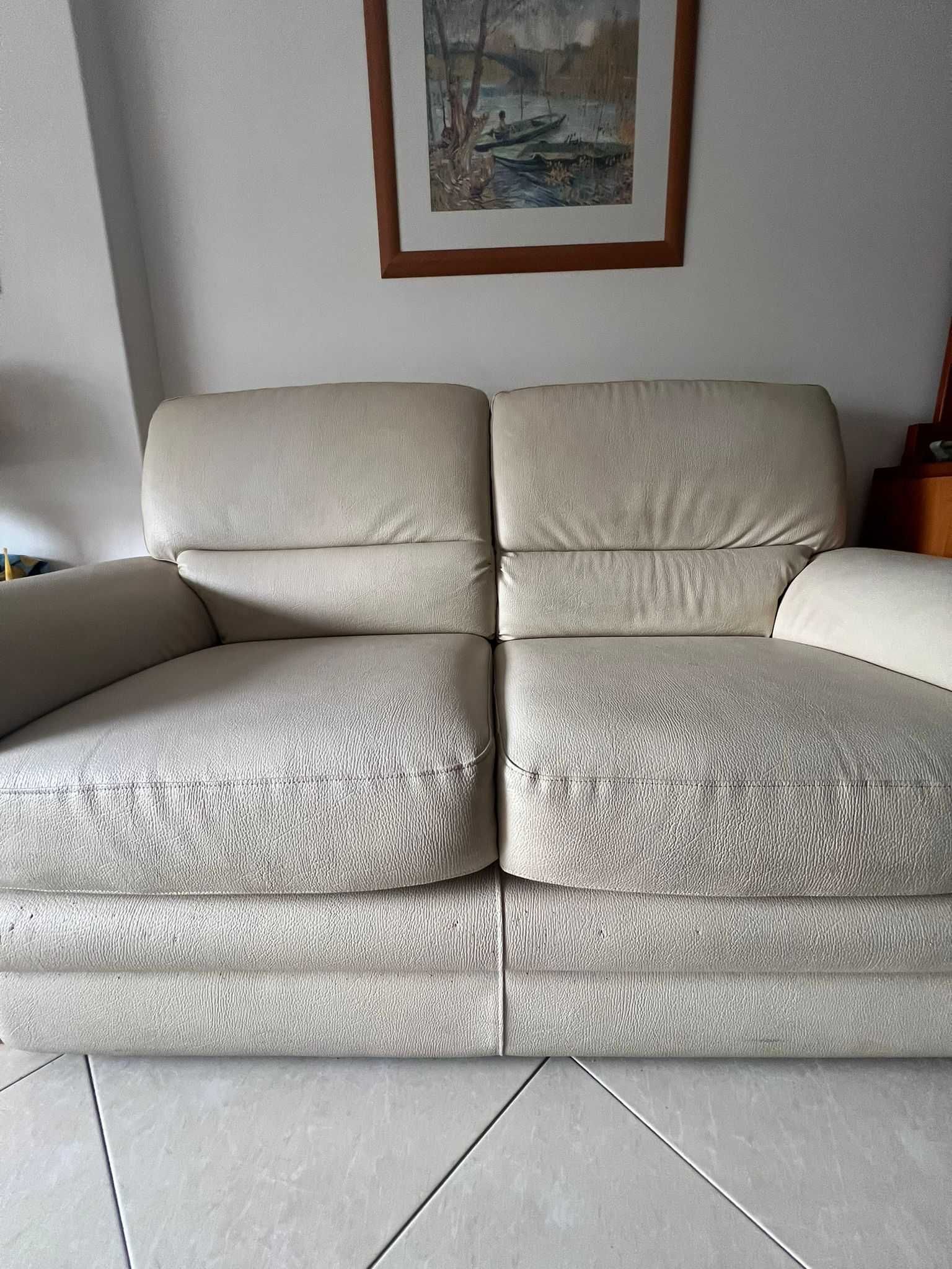 Sofa em Pele (2 lugares) beje/branco