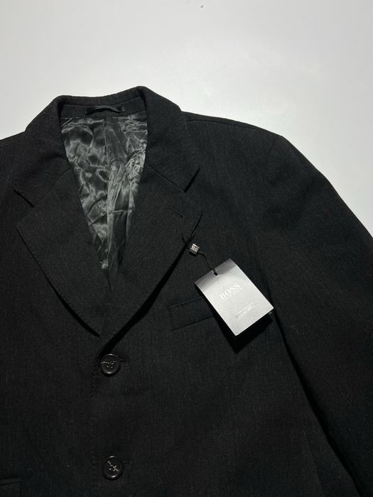 Hugo Boss Нове шерстяне пальто размер 50 (Л)