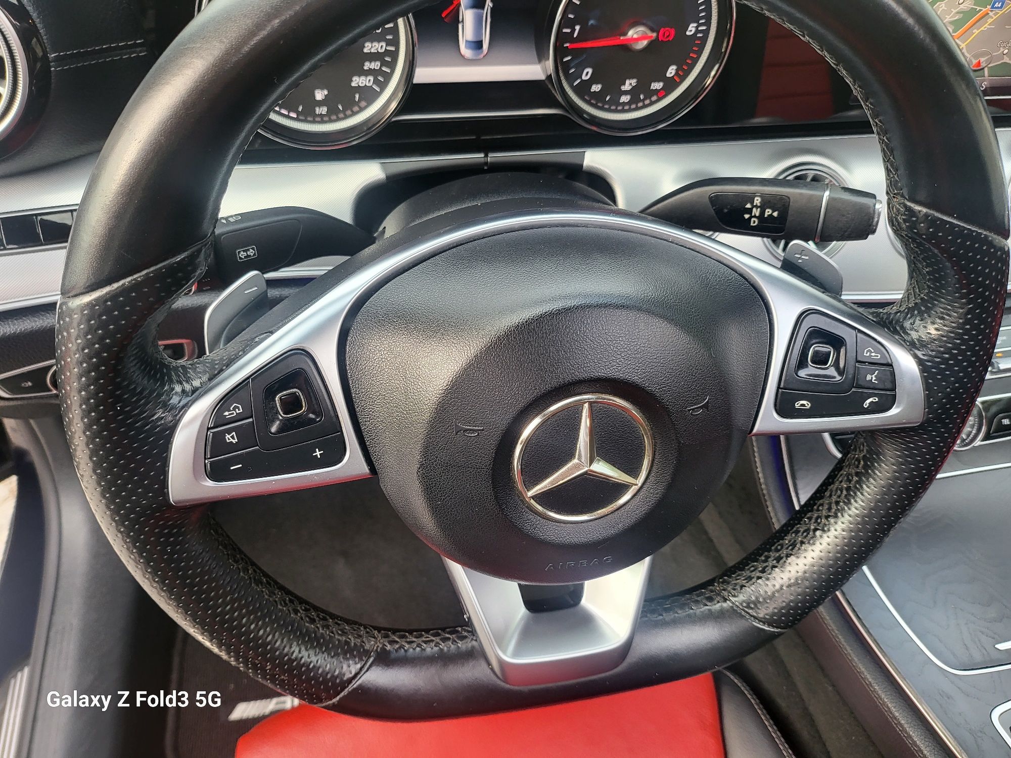 Mercedes-Benz E220 d AMG LINE Coupé Nacional